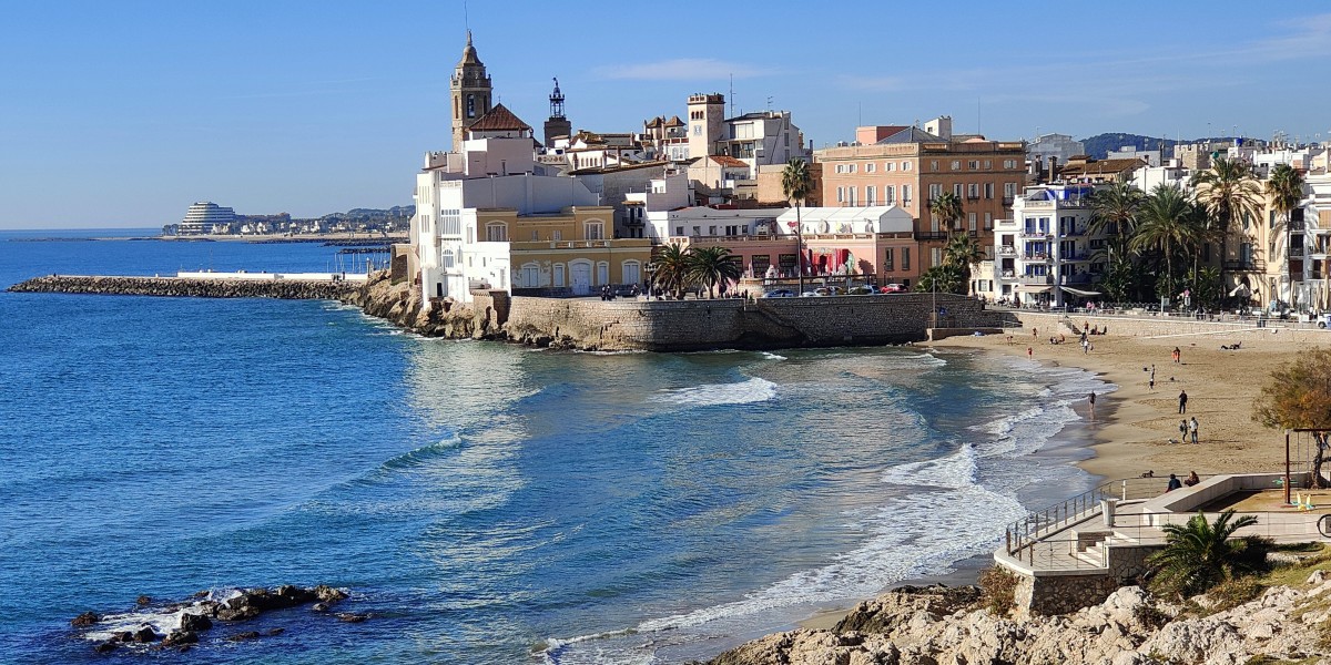 Tiempo Sitges: Descubre el Clima y las Mejores Temporadas para Visitar