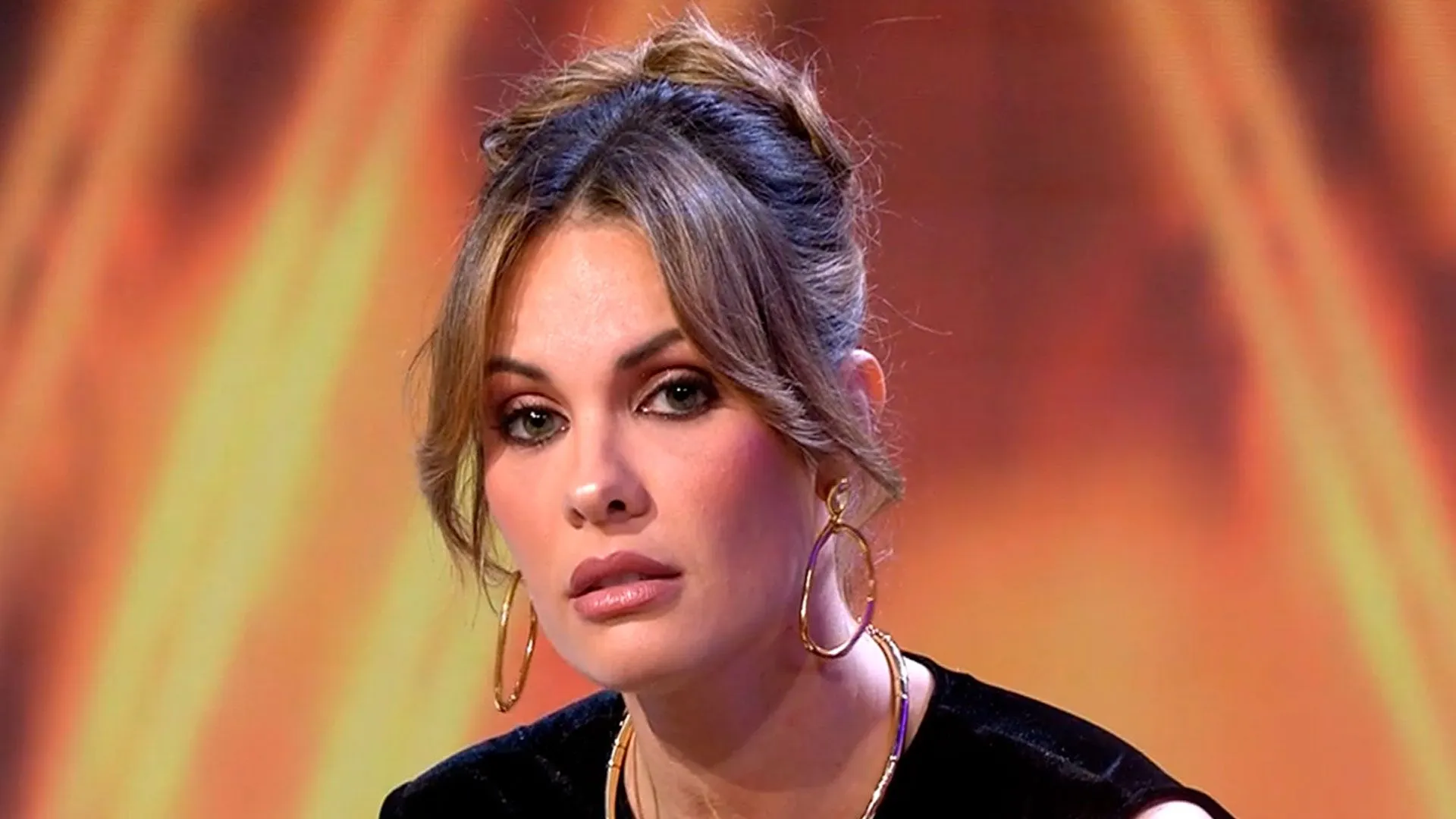 Jessica Bueno: Trayectoria, Vida Personal y Evolución en los Medios