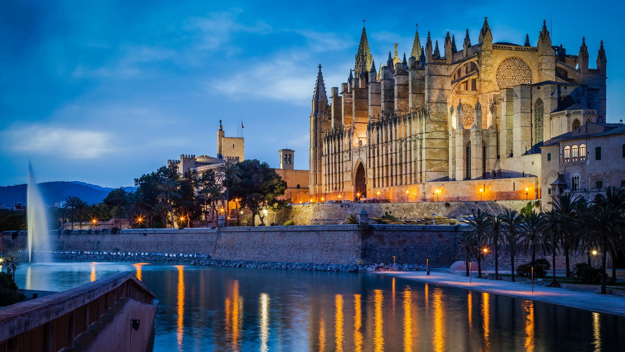 Palma de Mallorca: Guía Completa para Descubrir la Perla del Mediterráneo